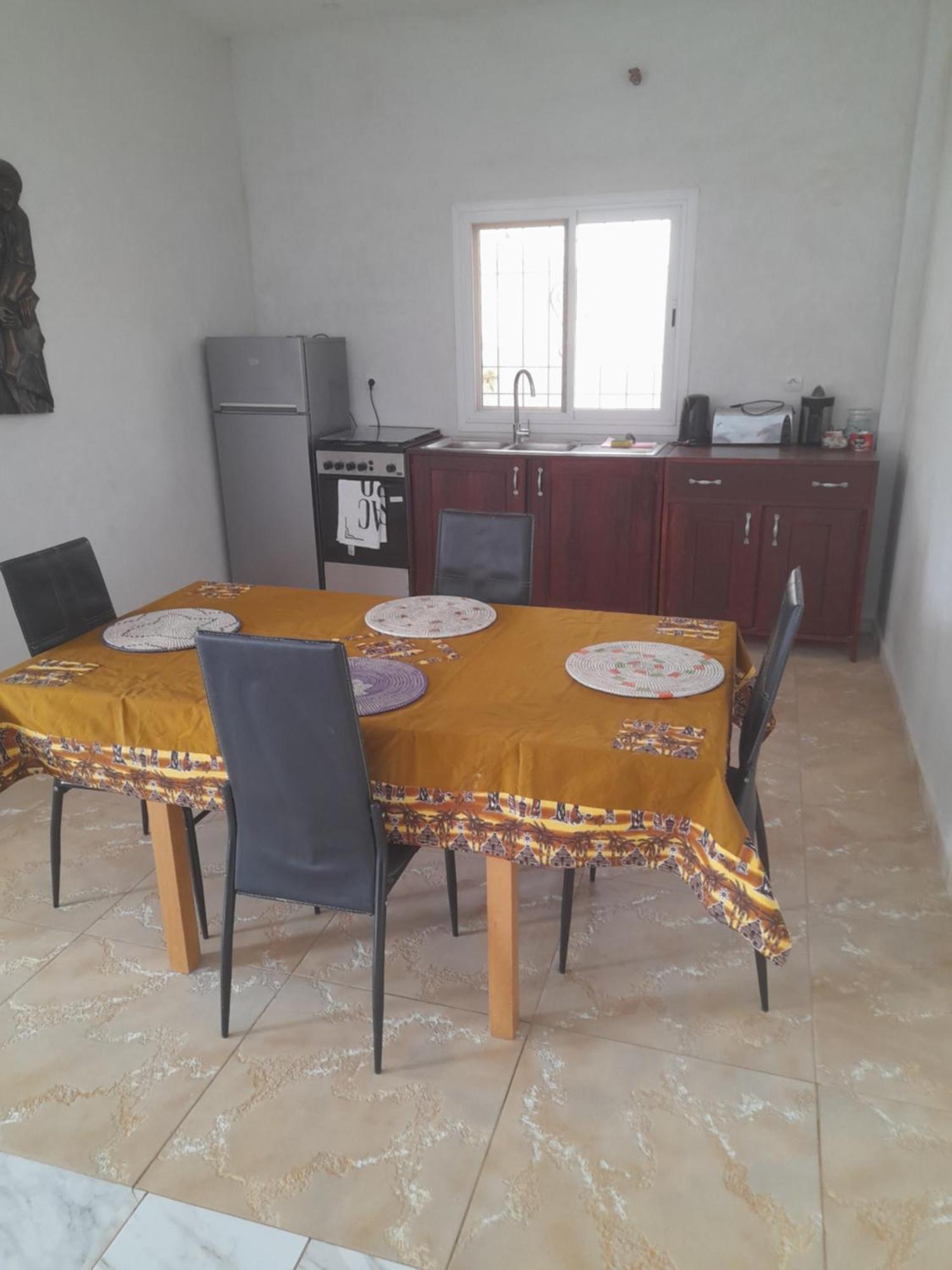 Maison D Hote La Dore Du Senegal Bas-De - Villa Somone Phòng bức ảnh